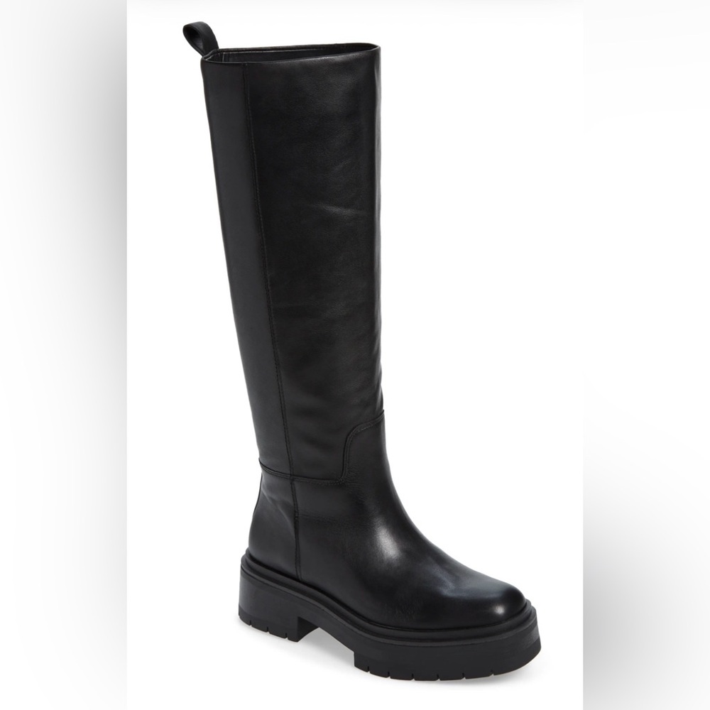 Chic Black Knee-High Boots